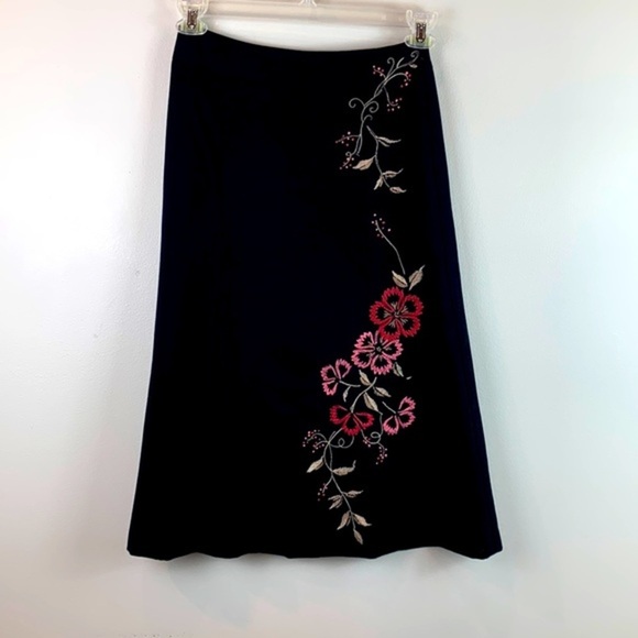 Loft Wool Blend A Line Skirt With Embroidered Floral Detail - Picture 4 of 9